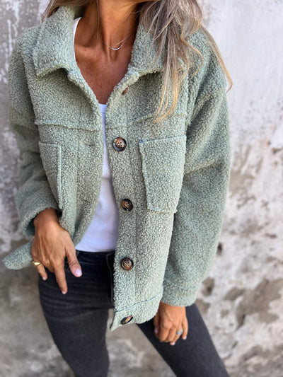 Alizée | Knopfjacke aus weichem Material