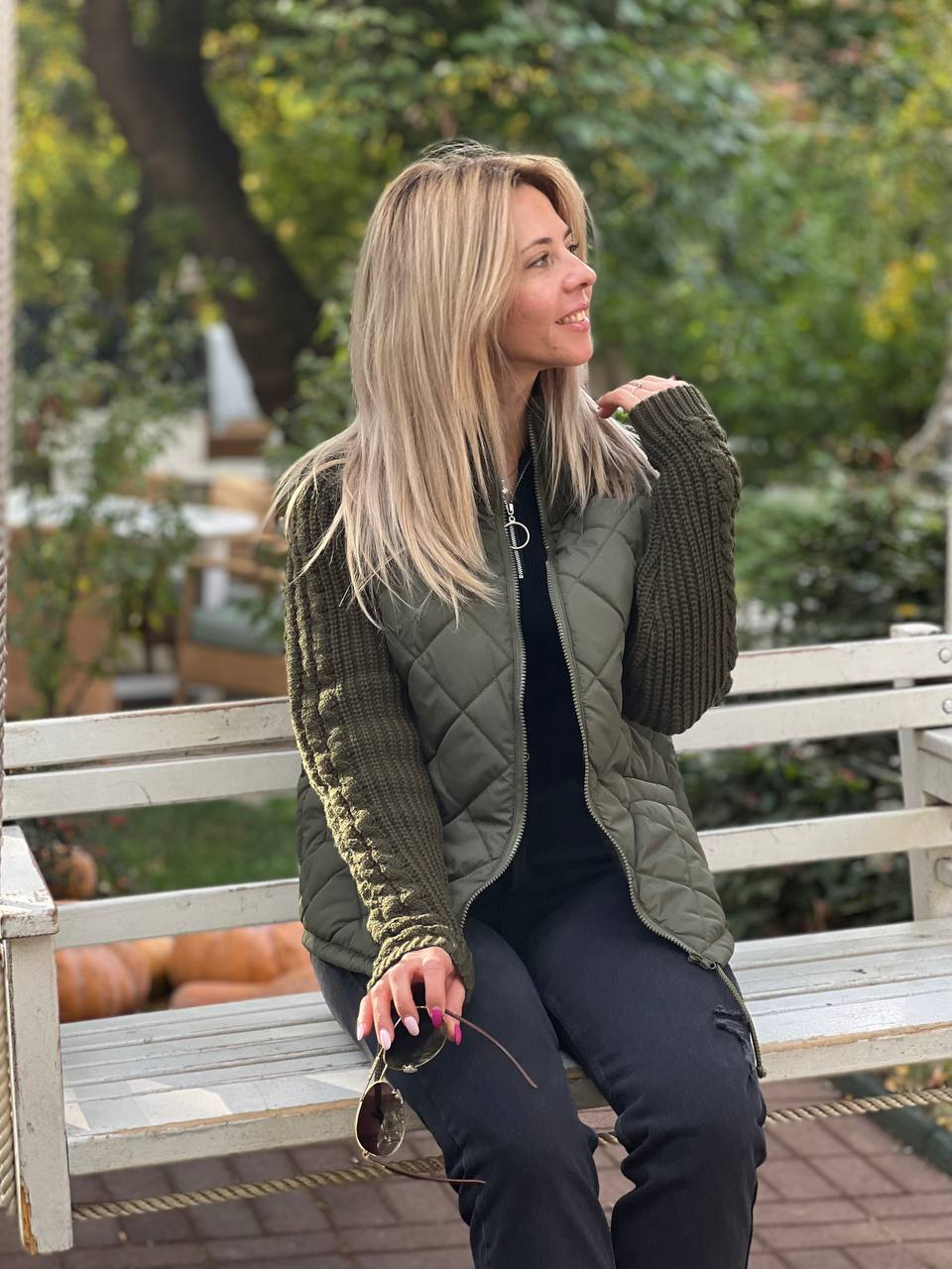 Élise — Mittellange Steppjacke mit Stehkragen
