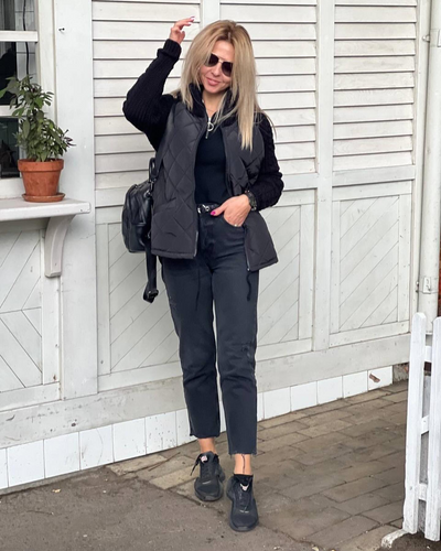 Élise — Mittellange Steppjacke mit Stehkragen
